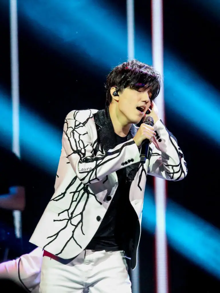 2019_12_10_Dimash_Arnau_Envoy_New_York