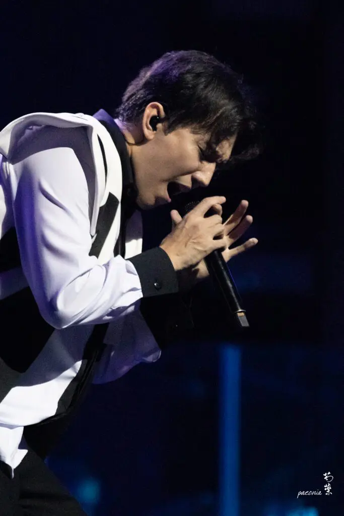 2019_11_29_Dimash_Arnau_Saint_Petersburg
