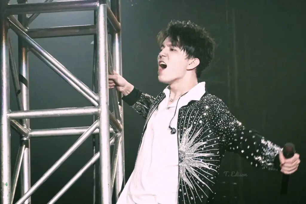 2022_04_16_Dimash_Arnau_Prague