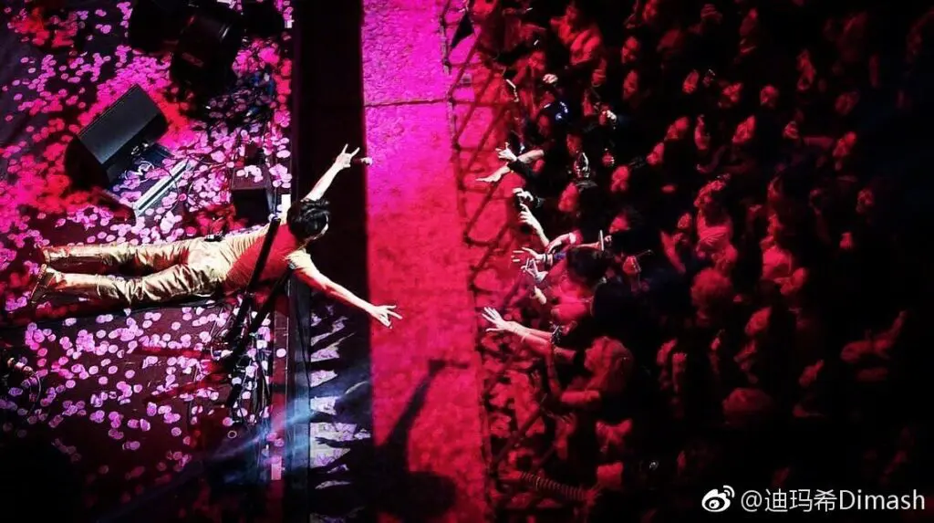 2018_11_19_Dimash_London_official