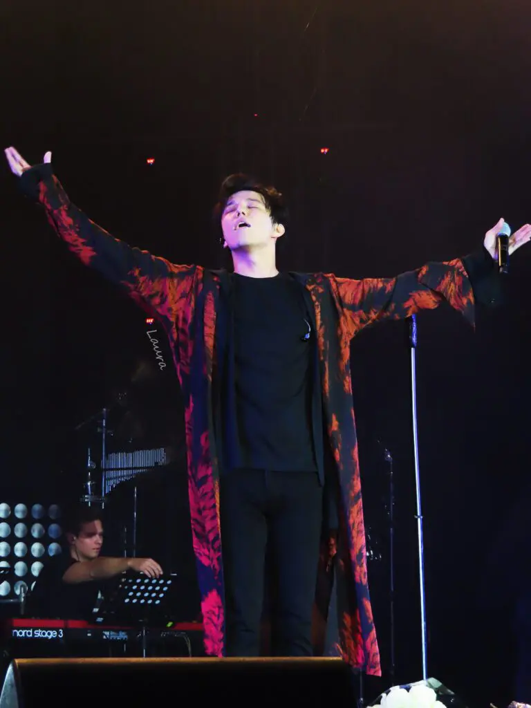 Dimash Qudaibergen WOW Arena Sochi