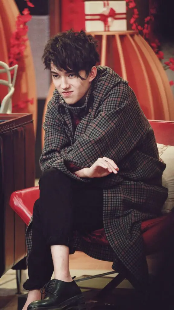 Dimash Qudaibergen Cantante The Show Must Go On