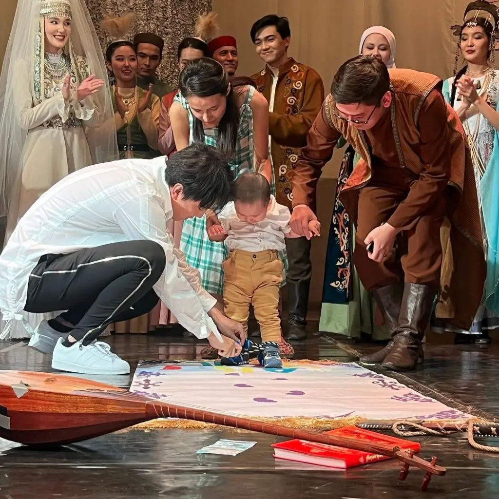 Dimash Qudaibergen Qazaqstan traditions