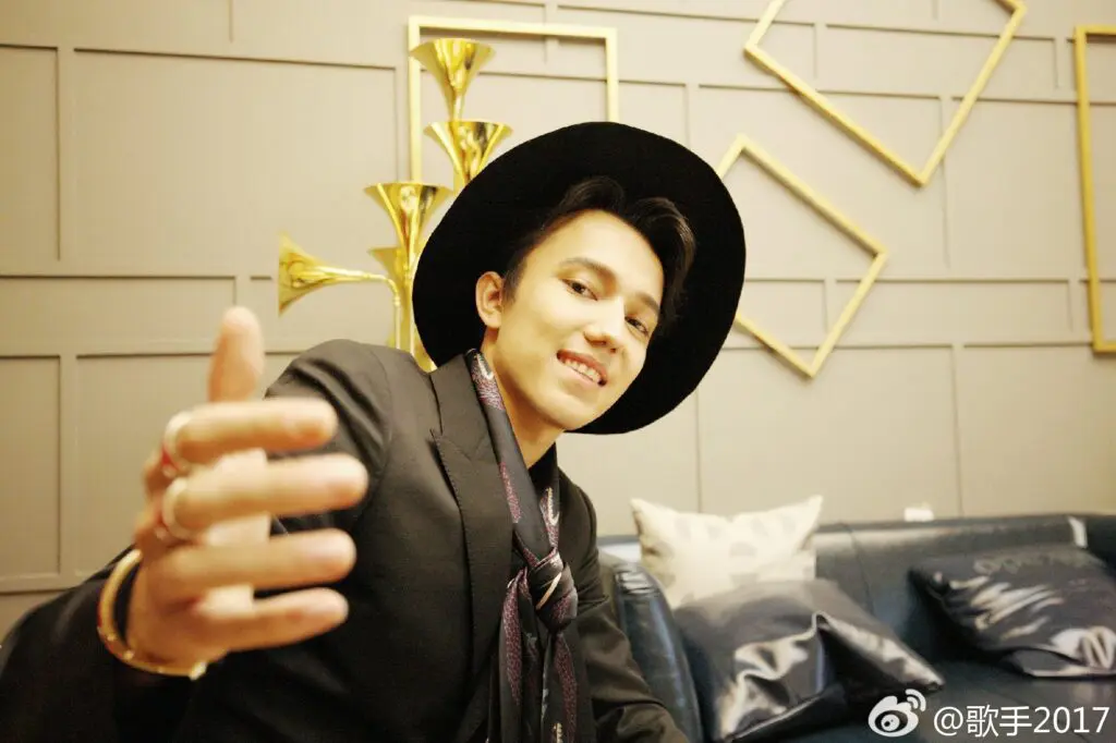 Dimash Qudaibergen Cantante 2017 Late Autumn
