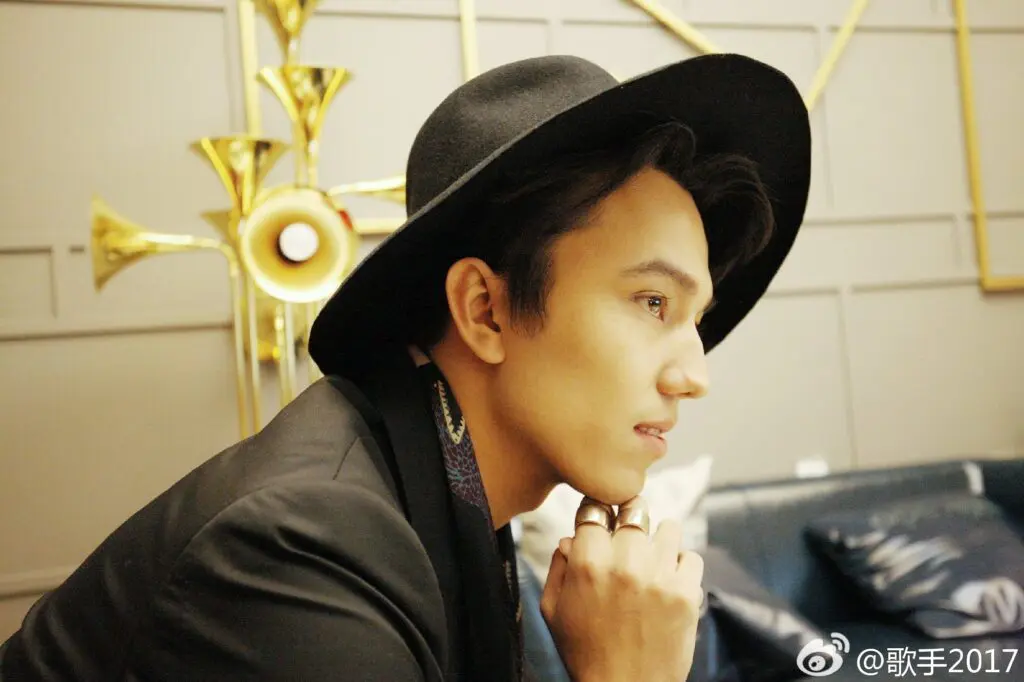 Dimash Qudaibergen Cantante 2017 Late Autumn