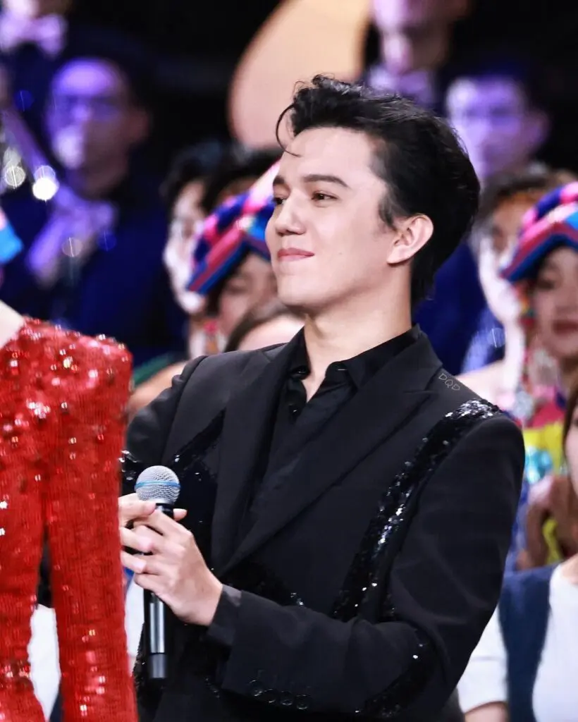 Dimash Qudaibergen at Golden Panda Awards Ceremony - Join Hands