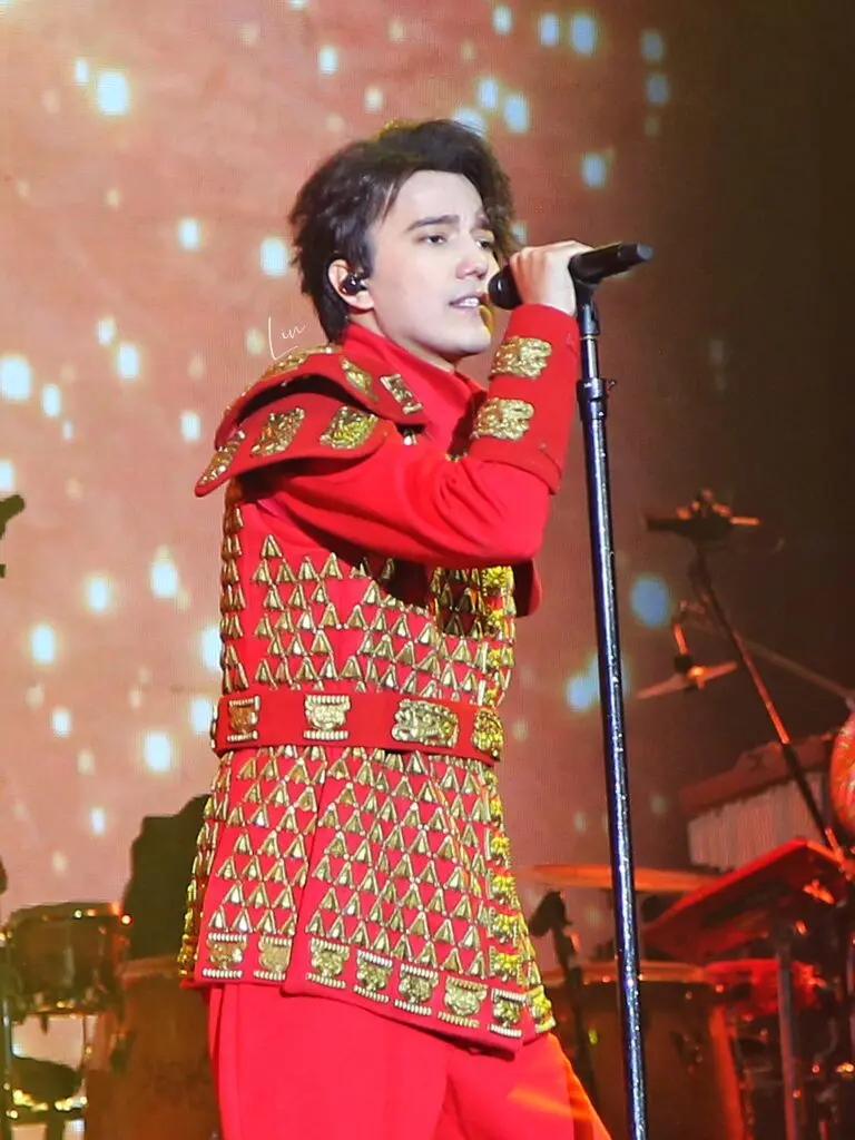 Kdear Lin photos Dimash Qudaibergen Kuala Lumpur Malaysia
