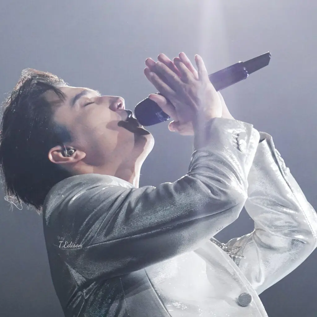 Dimash Qudaibergen Stranger concert in Hong Kong December 2023