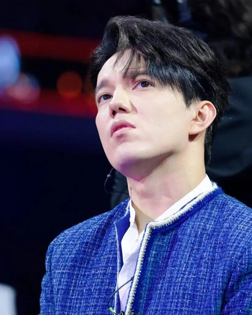 Dimash Qudaibergen fan meeting Almaty D&Dears 2025