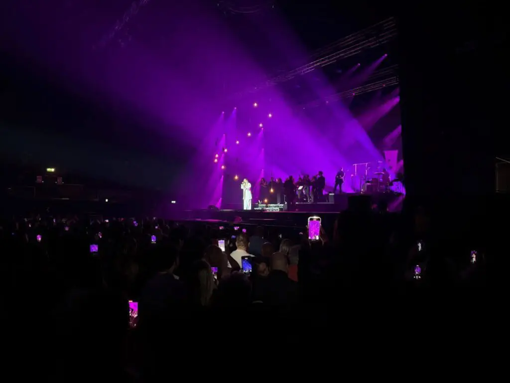 Dimash Qudaibergen and Lara Fabian Adagio London 2025