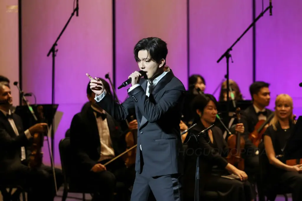 Dimash Qudaibergen Hanói Vietnam Julio de 2025 Plácido Domingo Kristine Opolais