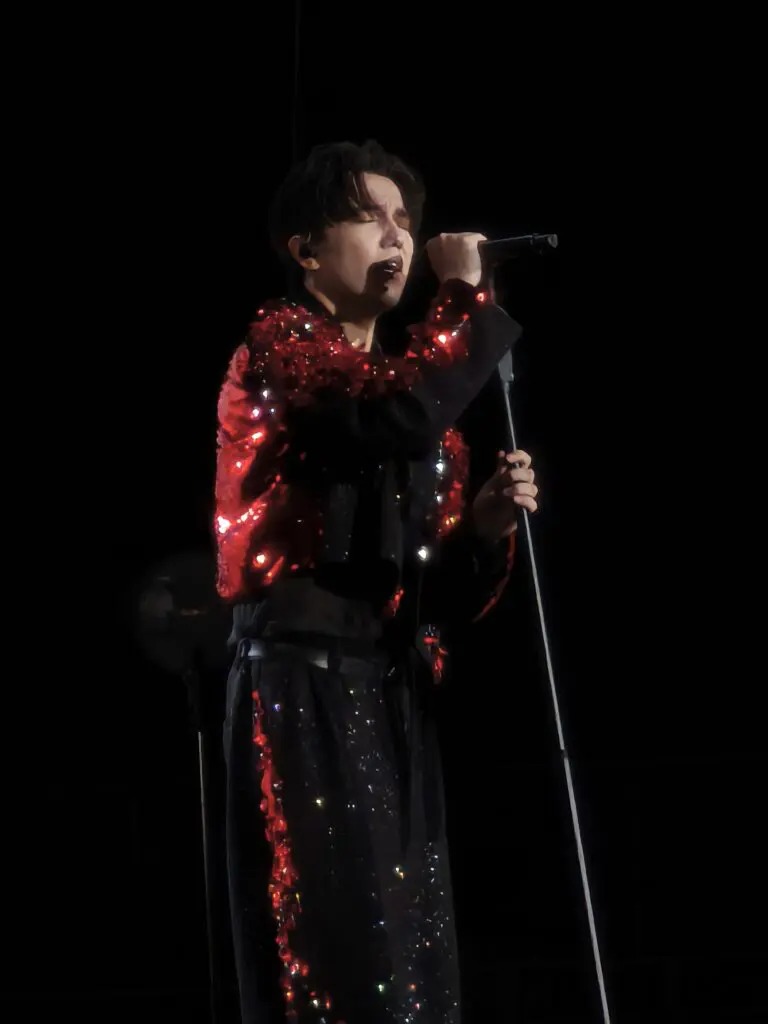 Димаш Кудайберген Stranger Tour Берлин 14 ноября 2025 года