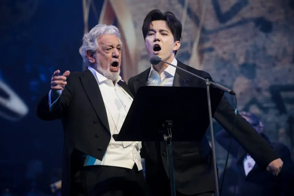 Virtuosos in Budapest – Domingo, HAUSER & Dimash