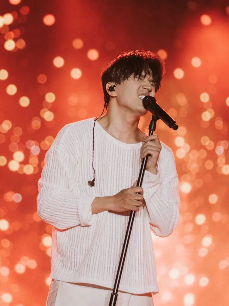 Dimash Qudaibergen performed at “Altay – the Golden Cradle of the Turkic World” Festival in Katon-Karagai