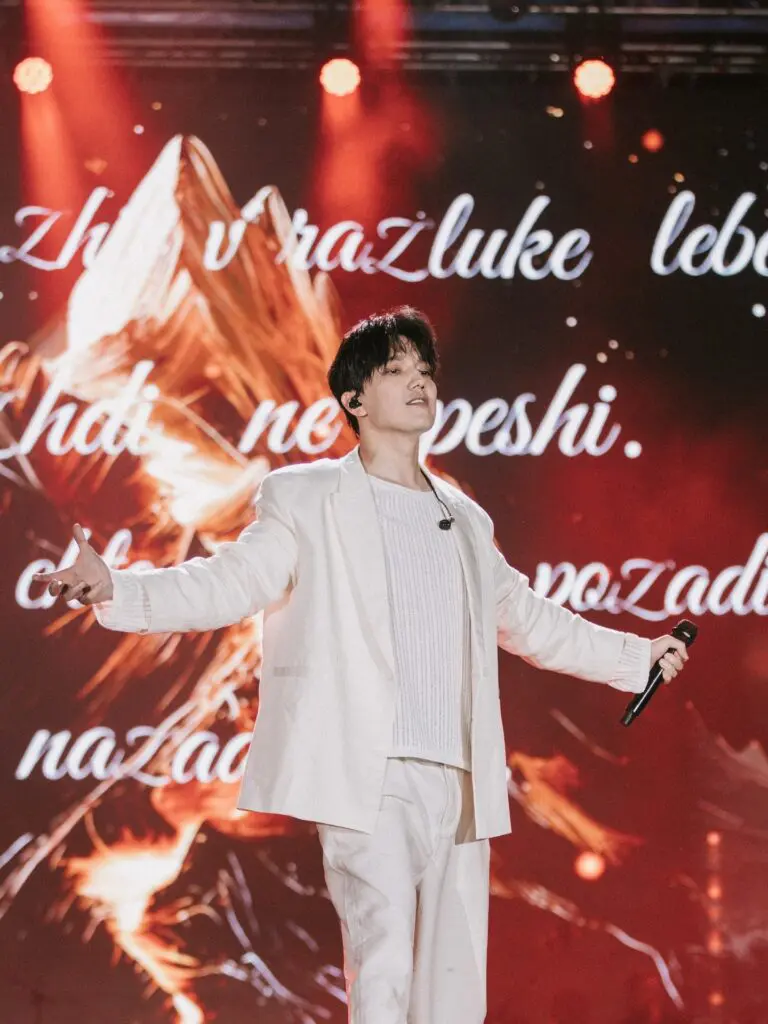 Dimash Qudaibergen performed at “Altay – the Golden Cradle of the Turkic World” Festival in Katon-Karagai