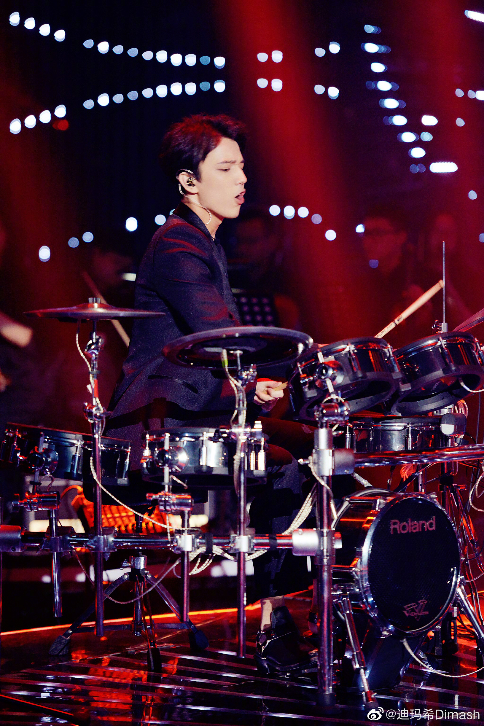 Dimash Qudaibergen Cântăreț 2017 Un omagiu adus lui Michael Jackson
